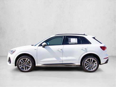 Used 2025 Audi Q3 2.0T Premium w/ Convenience Package AWD/4WD image 8