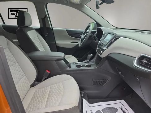 Used 2018 Chevrolet Equinox LS AWD/4WD image 12