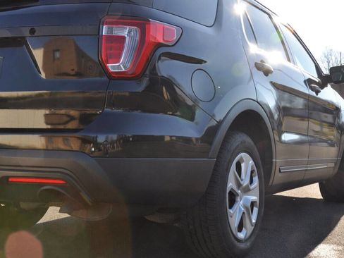 Used 2017 Ford Explorer 4WD Police Interceptor image 9