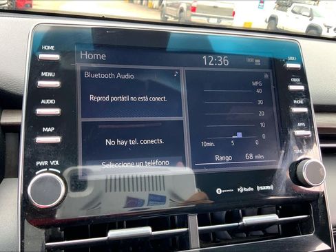 Used 2022 Toyota Avalon XLE w/ Moonroof Package image 31