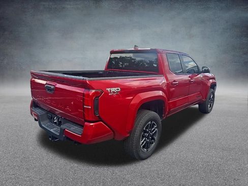 Used 2025 Toyota Tacoma TRD Sport AWD/4WD image 8