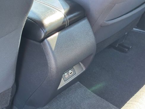 Used 2025 Nissan Altima 2.5 SV FWD image 23