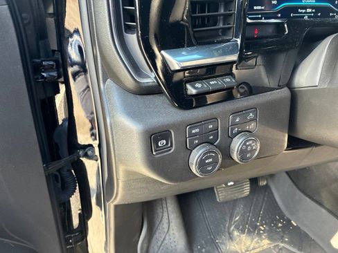 Used 2025 Chevrolet Silverado 1500 LTZ w/ Technology Package AWD/4WD image 23