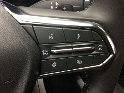 New 2026 Chevrolet Equinox LT w/ Convenience Package II AWD/4WD image 14