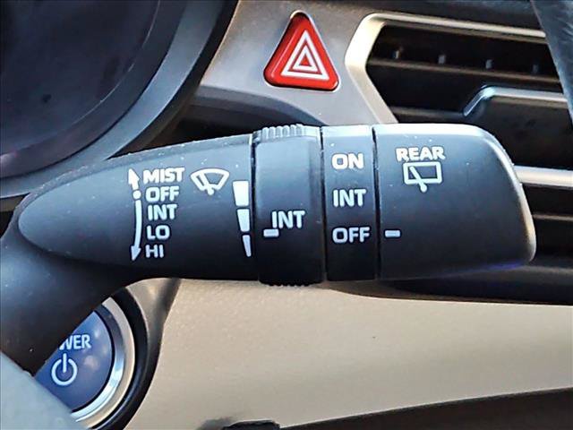 Used 2021 Toyota Sienna XLE FWD image 27