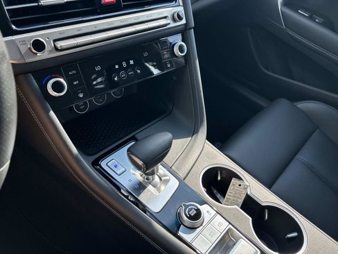 Used 2026 Genesis G70 2.5T RWD image 31