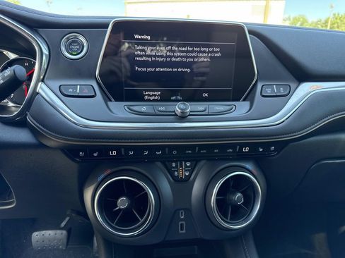 Used 2020 Chevrolet Blazer Premier w/ Driver Confidence II Package FWD image 23