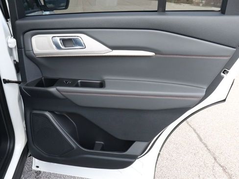 New 2026 Ford Explorer Active w/ Active Comfort Package image 41