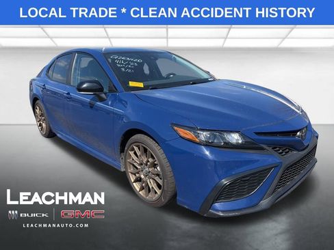 Used 2023 Toyota Camry SE w/ Convenience Package image 1