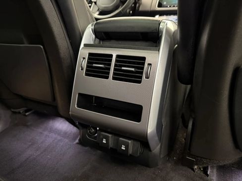 Used 2018 Land Rover Range Rover Sport HSE AWD/4WD image 38