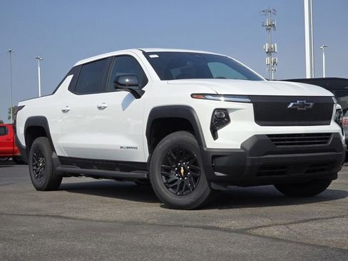 Used 2024 Chevrolet Silverado EV W/T image 2
