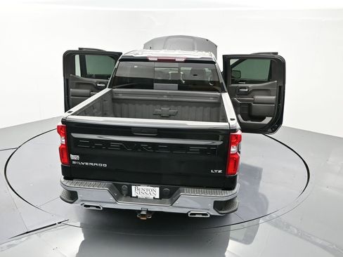 Used 2022 Chevrolet Silverado 1500 LTZ image 24
