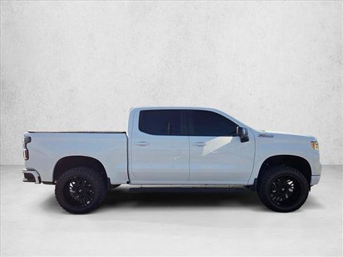 Used 2023 Chevrolet Silverado 1500 RST w/ Convenience Package II AWD/4WD image 4
