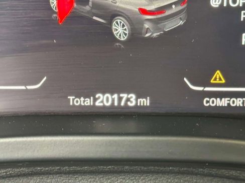 Used 2023 BMW X4 xDrive30i w/ M Sport Package image 28