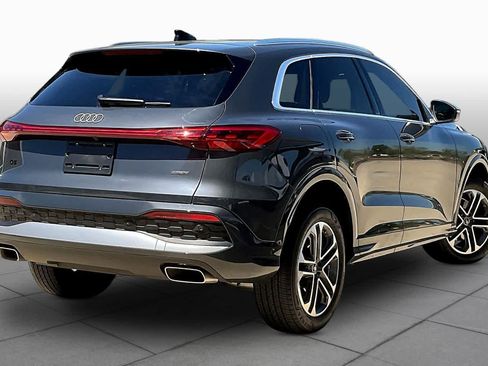 Used 2025 Audi Q5 Premium AWD/4WD image 12