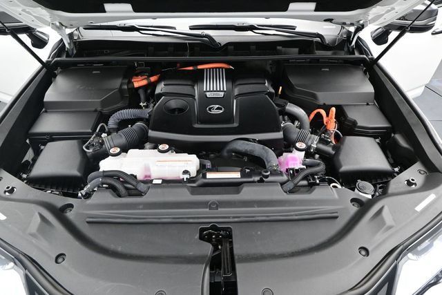 Used 2025 Lexus LX 700h Overtrail AWD/4WD image 19