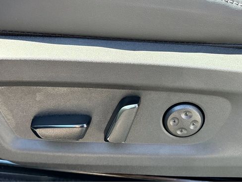 New 2026 Nissan Murano Platinum AWD/4WD image 17
