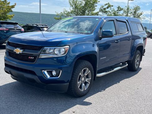 Used 2019 Chevrolet Colorado Z71 AWD/4WD image 10