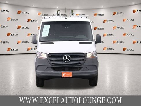 Used 2023 Mercedes-Benz Sprinter 2500 image 8
