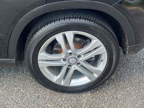 Used 2018 Mercedes-Benz GLA 250 4MATIC w/ Premium Package image 19