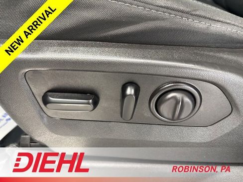 Used 2020 Chevrolet Silverado 1500 LT Trail Boss AWD/4WD image 24