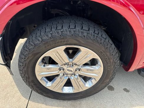 Used 2019 Ford F150 Lariat AWD/4WD image 5