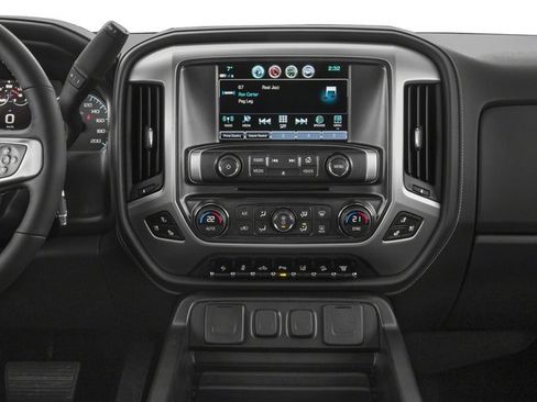 Used 2018 GMC Sierra 2500 Denali w/ Duramax Plus Package AWD/4WD image 13