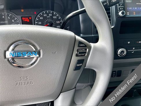 Used 2021 Nissan NV 2500 SV RWD image 17