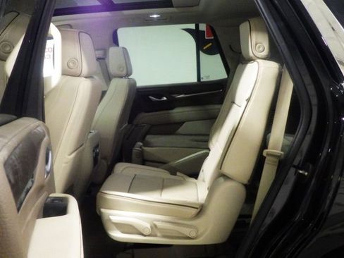 Used 2022 GMC Yukon Denali w/ Max Trailering Package AWD/4WD image 7