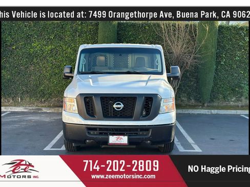 Used 2021 Nissan NV 2500 SV image 3