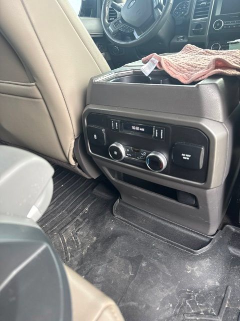 Used 2019 Ford Expedition Max XLT w/ Equipment Group 202A AWD/4WD image 12