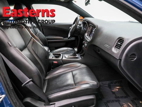 Used 2021 Dodge Charger SXT w/ Leather Interior Group image 25