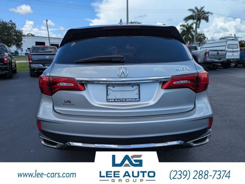 Used 2020 Acura MDX w/ Technology Package FWD image 4