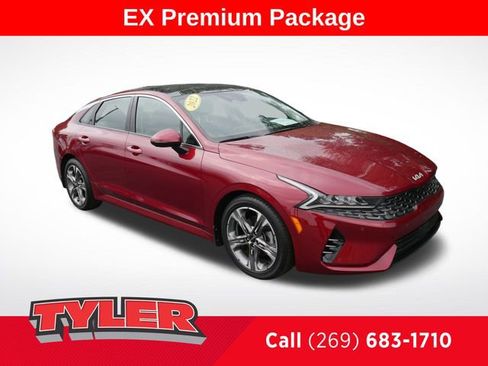 Used 2022 Kia K5 EX w/ EX Premium Package image 1