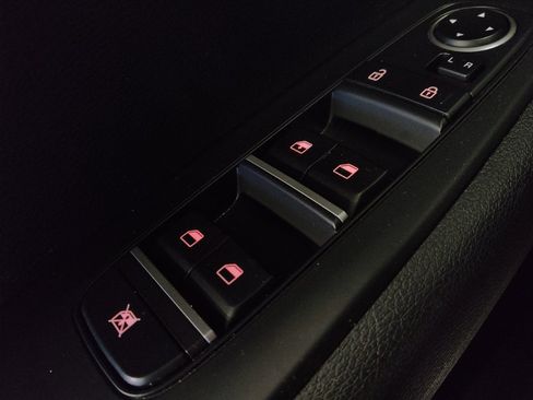 Used 2022 Kia Forte LXS image 27