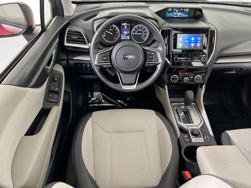 Used 2023 Subaru Forester Premium image 21