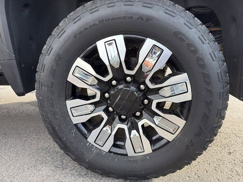 Used 2024 GMC Sierra 2500 Denali w/ Denali Reserve Package image 10