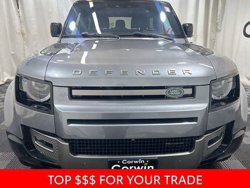 Used 2022 Land Rover Defender 90 X-Dynamic SE image 2