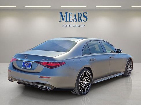 Used 2023 Mercedes-Benz S 580 4MATIC Sedan image 5