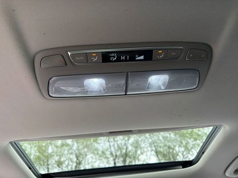 Used 2021 Kia Telluride SX w/ Towing Package FWD image 26