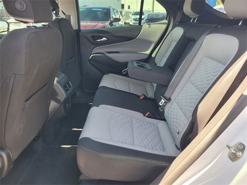 Used 2021 Chevrolet Equinox LS image 7