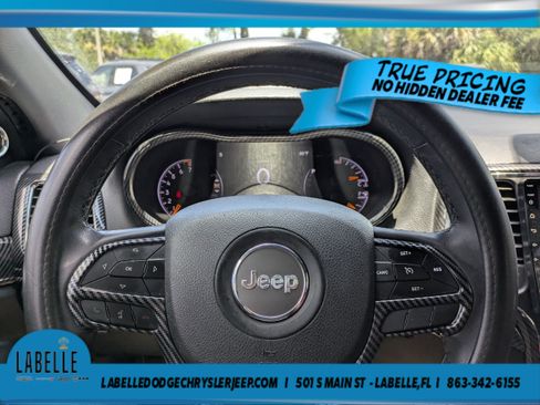 Used 2018 Jeep Grand Cherokee Laredo AWD/4WD image 23