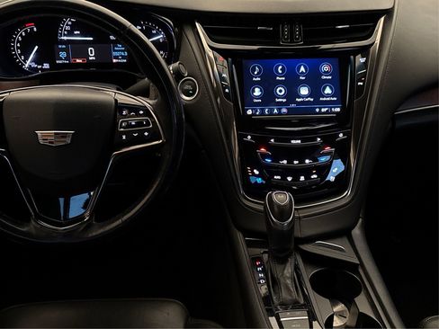 Used 2018 Cadillac CTS Luxury image 16