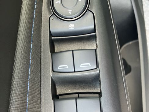 Used 2024 Buick Envista Sport Touring w/ Convenience I Package FWD image 13