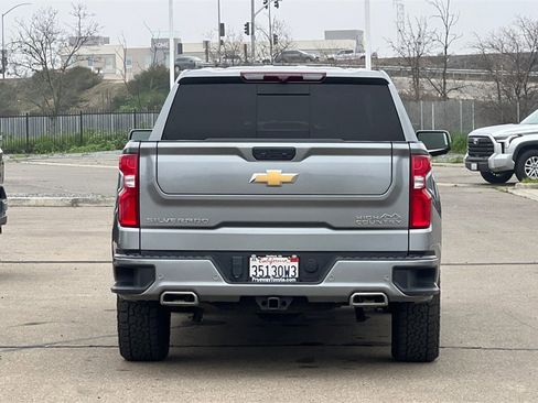 Used 2023 Chevrolet Silverado 1500 High Country image 6