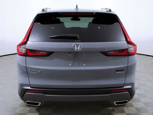 Used 2024 Honda CR-V Sport Touring image 8