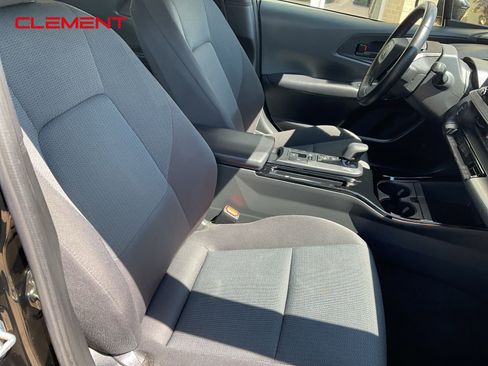 Used 2024 Toyota Prius LE image 28