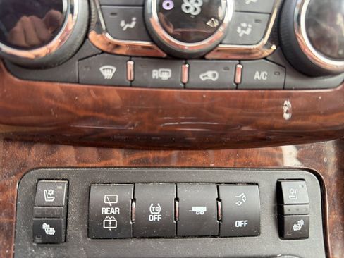 Used 2016 Buick Enclave Premium w/ Experience Buick Package image 13