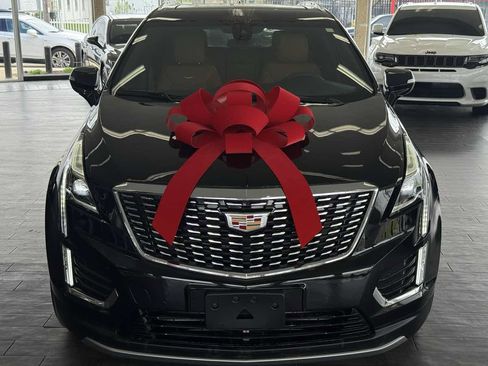 Used 2025 Cadillac XT5 Premium Luxury w/ LPO, Floor Liner Package AWD/4WD image 3