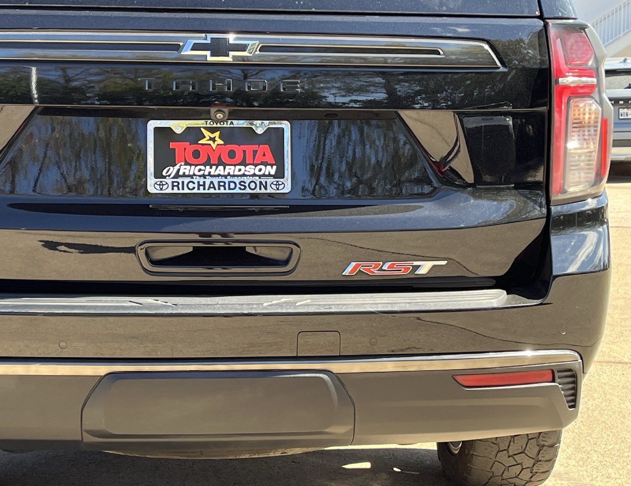 Used 2022 Chevrolet Tahoe RST AWD/4WD image 6